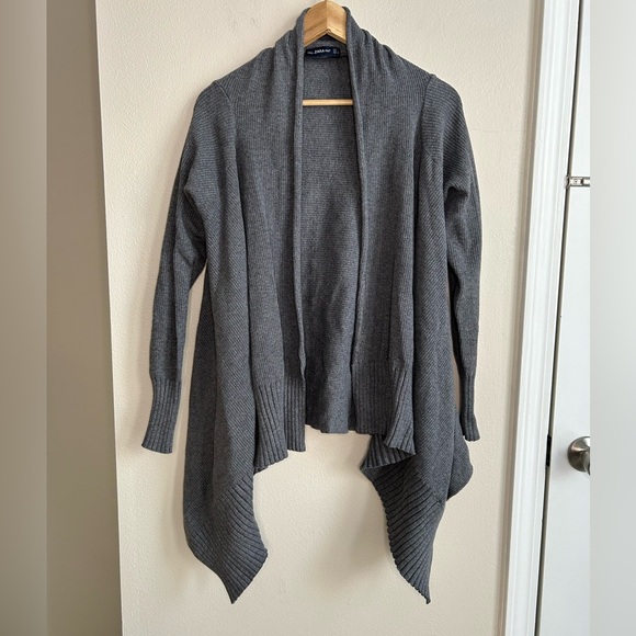 Zara Sweaters - ZARA Knit Grey Draped Open Front Cardigan Sweater  Size L Large